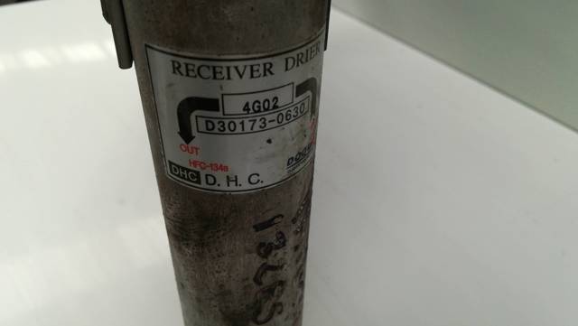 HYUNDAI D301730630 Condensador aire acondicionado  en stock Terrassa