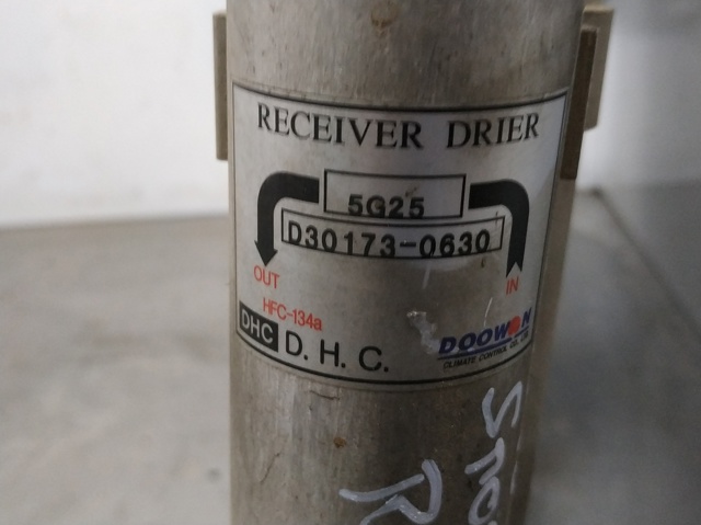 HYUNDAI D301730630 Condensador aire acondicionado comprar Tarragona