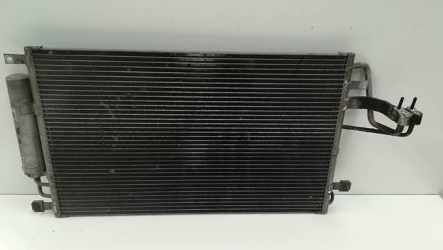 HYUNDAI D301730630 Condensador de aire acondicionado  disponible Lugo