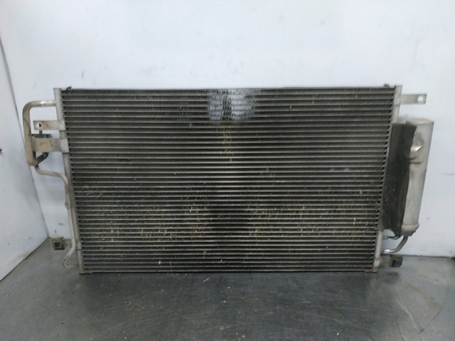 HYUNDAI D301730630 Condensador aire acondicionado  en stock Salamanca