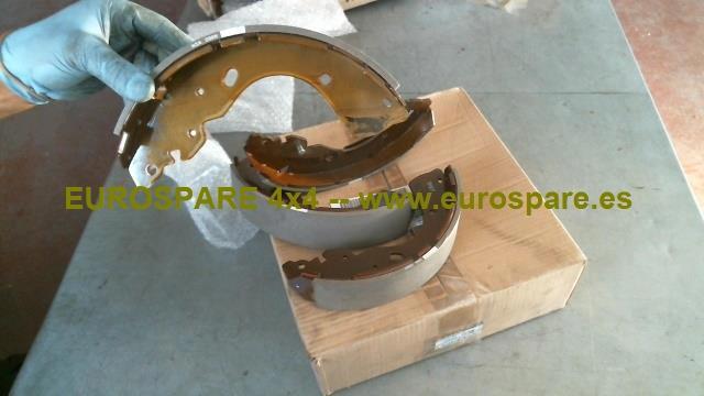 Zapatas de freno traseras D4060EB36A NISSAN