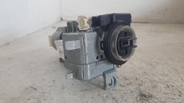 D46166938B Mazda