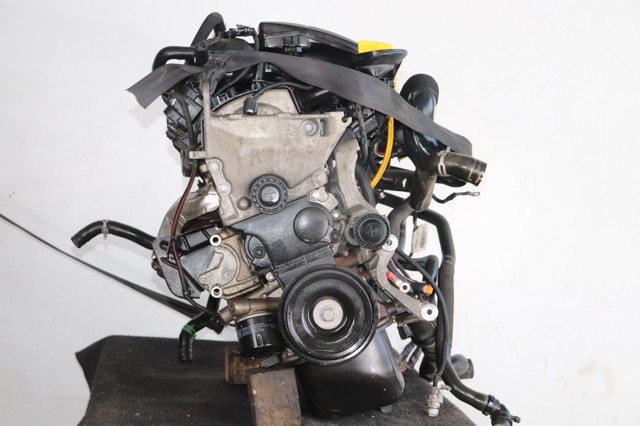 D4F740 RENAULT Motor completo  en stock Gandía