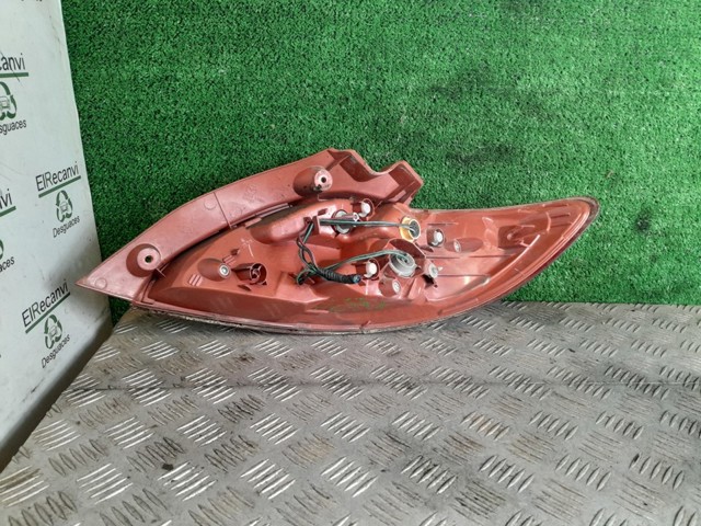 MAZDA D65151160 Piloto trasero izquierdo  en stock Terrassa