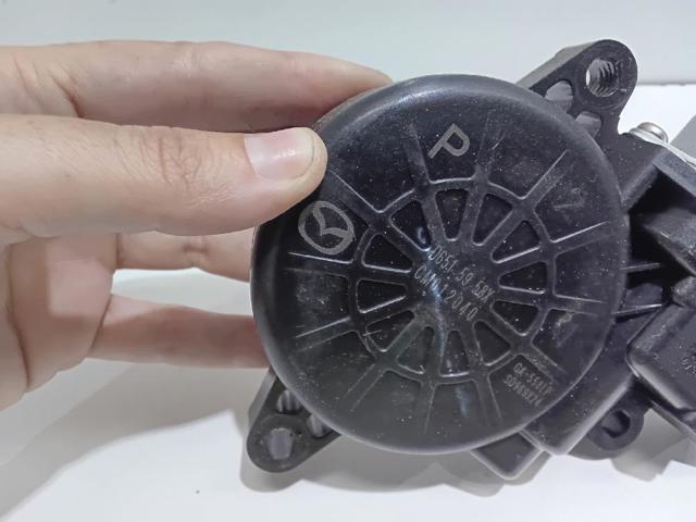 D6515958X Motor del elevalunas eléctrico  en stock Sabadell