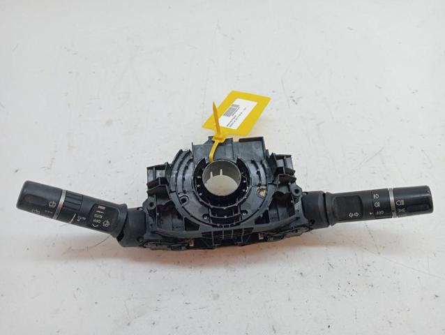 Conmutador en la columna de dirección, parte central D651661B1 Mazda