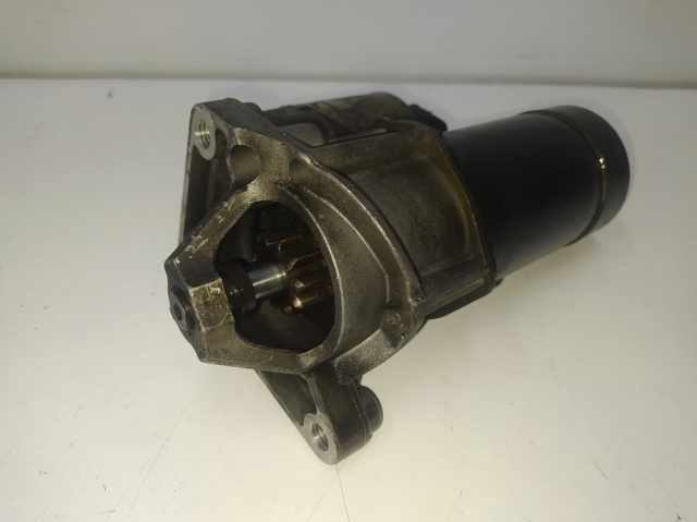 RENAULT D6RA73 Motor de arranque  en stock Terrassa