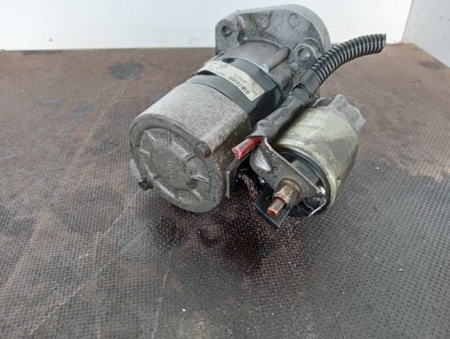 RENAULT D7E6 Motor de arranque  en stock Salamanca