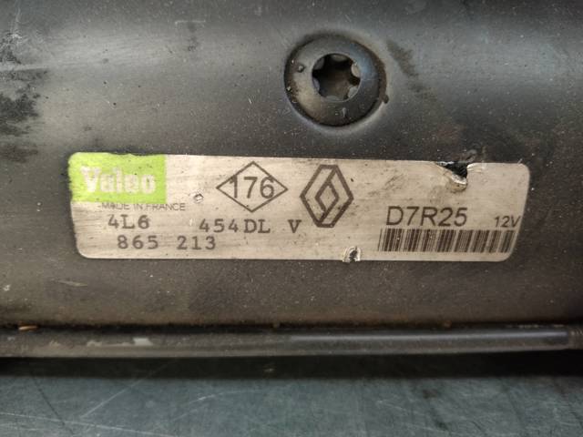 RENAULT D7R25 Motor de arranque  disponible Valladolid