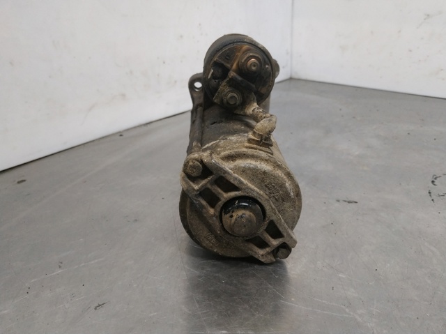 RENAULT D7R25 Motor de arranque  comprar en Albacete