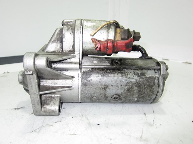 D7R27 Motor de arranque  disponible Málaga