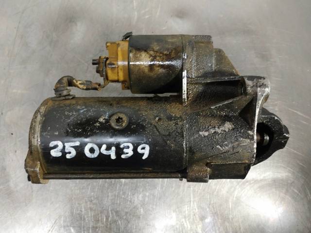 D7R44 Motor de arranque comprar Sevilla