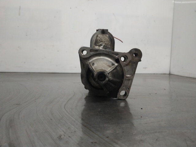 RENAULT D7R44 Motor de arranque  comprar en Murcia
