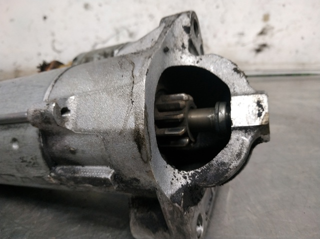 RENAULT D7R49 Motor de arranque  comprar en Ponferrada