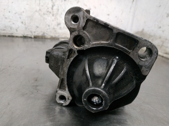 D7R49 RENAULT Motor de arranque  comprar en Jaén