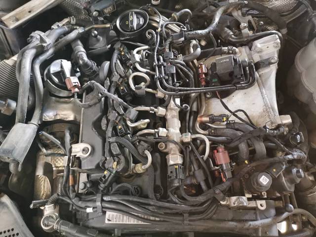 Comprar Motor completo Audi A4  8W2, 8WC a bajo precio