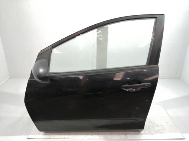 Puerta delantera izquierda DFY15902XB Mazda