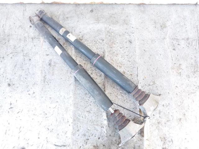 Amortiguadores traseros para Mazda CX-3  (DK)