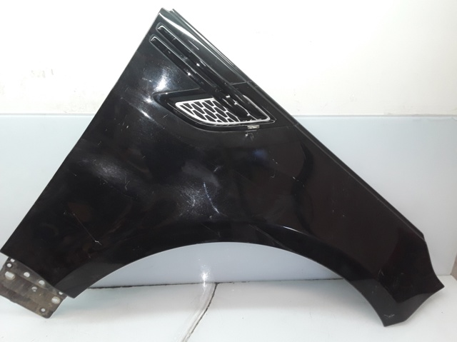 Guardabarros delanteros derecho DK6216015 LAND ROVER