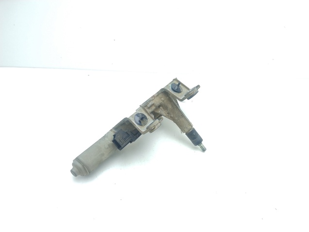 DLB500074 Land Rover