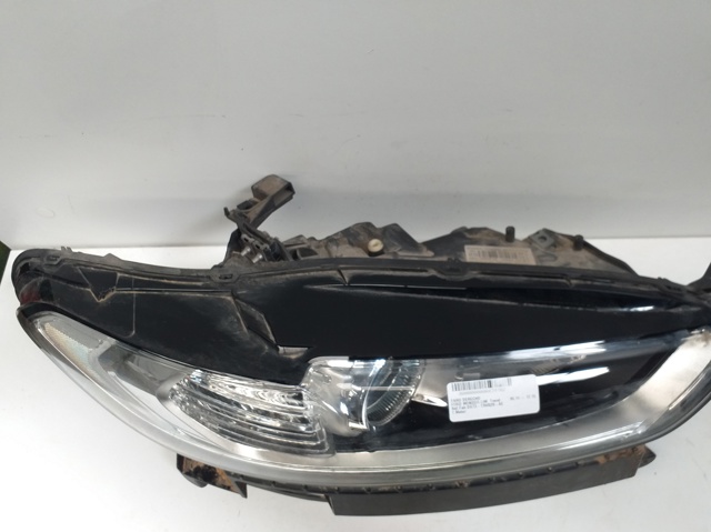 Faro delantero derecho DS7313W029AE FORD