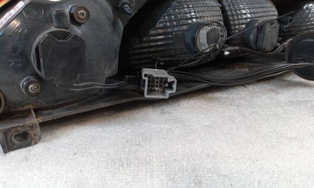 FORD DT1113404AB Piloto trasero derecho  disponible Lugo
