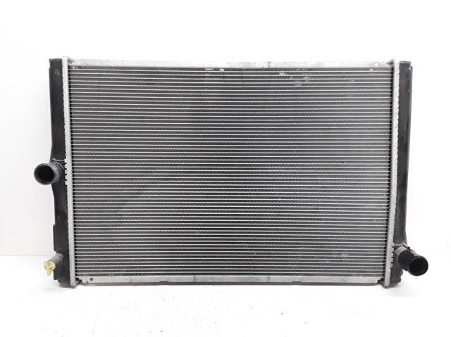 DT4221343070 Intercooler  en stock Sabadell