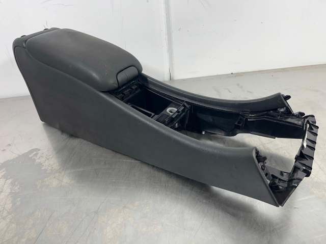 E037611021 Mercedes