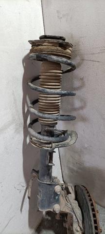 amortiguador frontal derecho E43023UB0B NISSAN