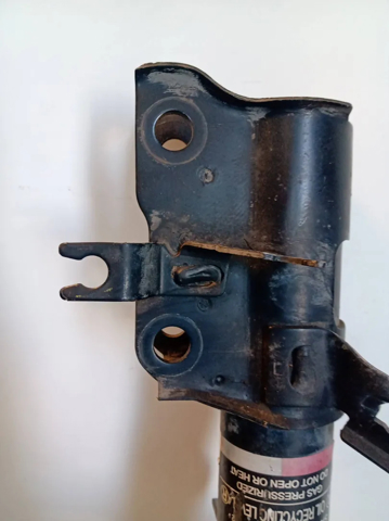 E4303JD04A NISSAN Amortiguador delantero izquierdo  disponible Alicante