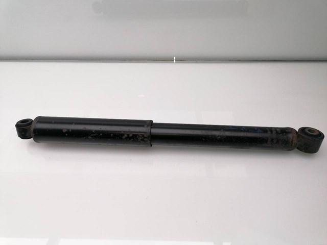 Amortiguador trasero izquierdo para nissan np300 navara pick-up 2.3 dci 4x4 (d231) ys23 E62004KK3A