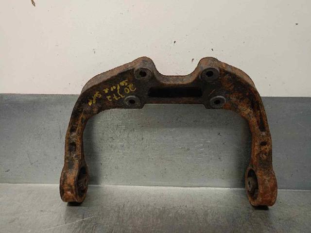 Silentblock de la traviesa de montaje del diferencial trasero trasero EG252869XA MAZDA