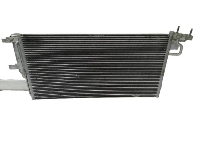 Condensador para Ford Escape  (DM2)
