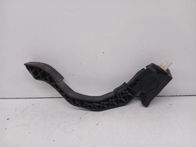 PEUGEOT F00C3E2429 Pedal del acelerador  en stock Salamanca