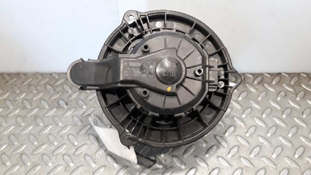 F00S3B2441 HYUNDAI Motor del ventilador del calefactor  disponible Vigo