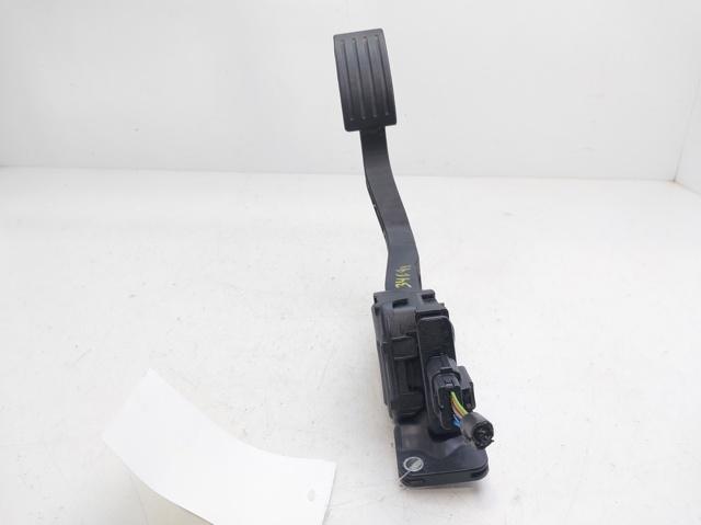 F1DC9F836AA Pedal del acelerador  comprar en Zaragoza
