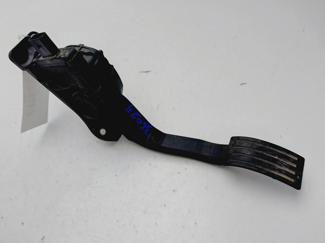 F1DC9F836AA FORD Pedal del acelerador  disponible Vigo