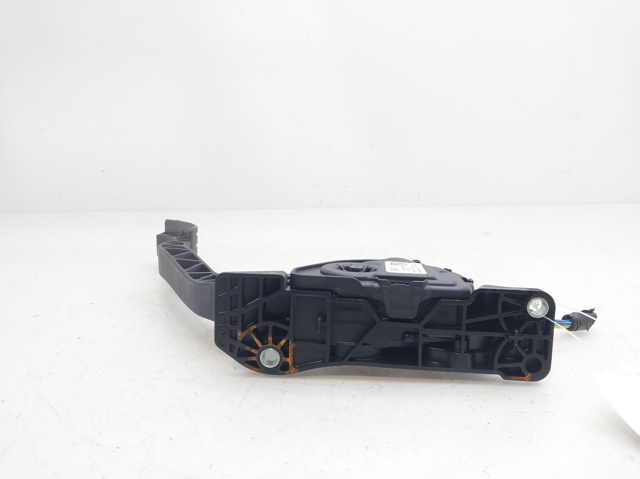 FORD F1DC9F836AA Pedal del acelerador  disponible Valladolid