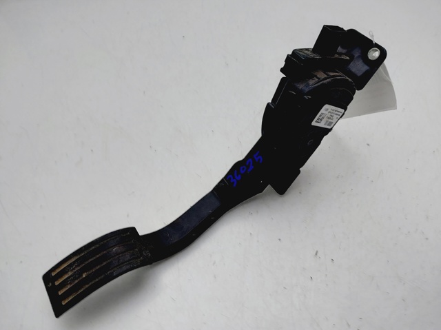 F1DC9F836AA Pedal del acelerador comprar Girona