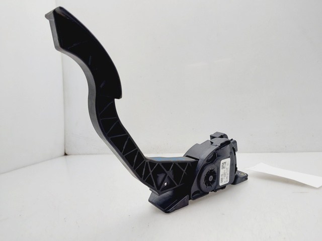F1DC9F836AA FORD Pedal del acelerador  disponible Alicante