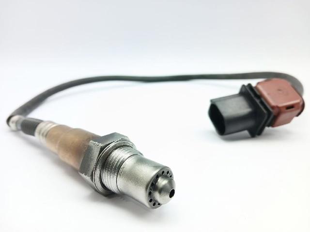 F1FA9Y460CA Sensor de oxígeno previo al catalizador  disponible Burgos