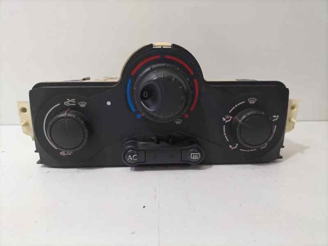 Elemento de control aire acondicionado Megane II sedán (2003-2012) original desde 39,20 €