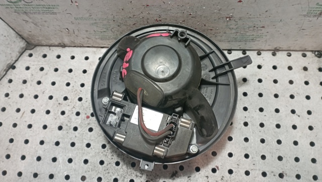 VAG F995748Q Ventilador habitáculo comprar Pamplona