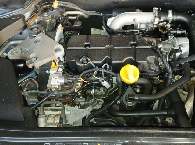 F9Q674 Renault (RVI)