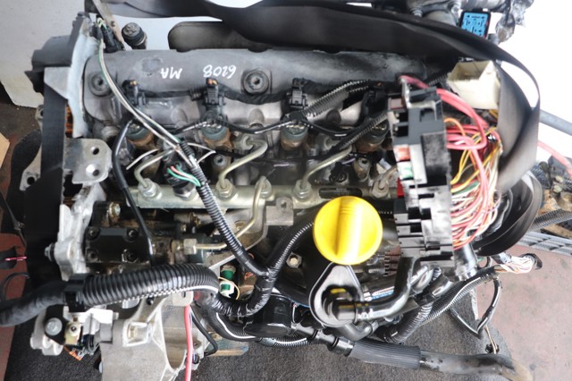 F9Q732 Motor completo  disponible Burgos