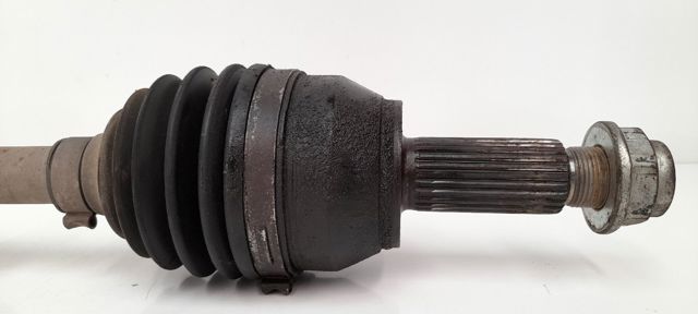 FD8025600A Semieje delantero derecho  en stock Sabadell