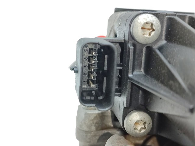 FM5Q9U433AA Ford