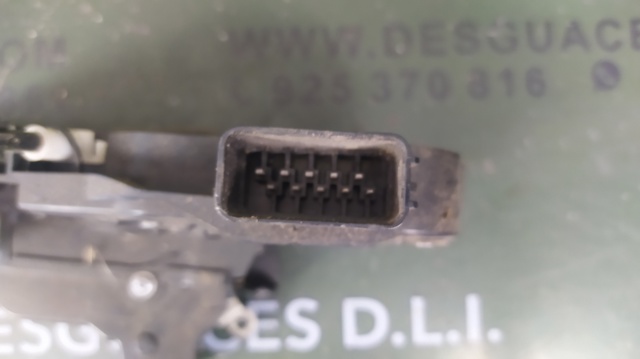 FQJ000207 Cerradura de puerta delantera derecha comprar Girona