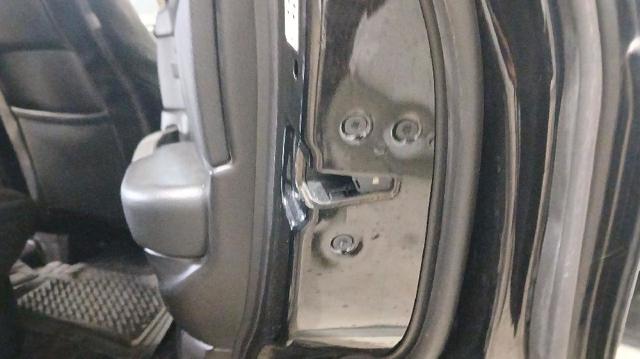 FQM000148 Cerradura de la puerta trasera derecha  disponible Burgos