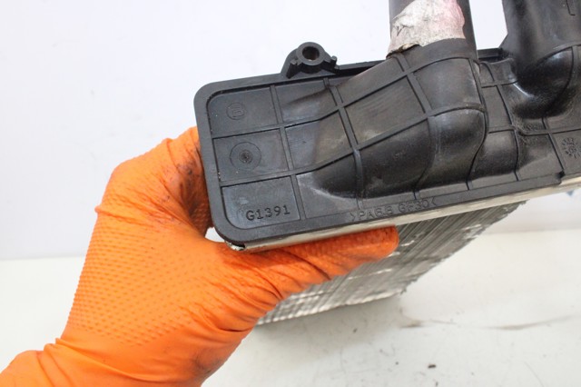 G1391 Radiador calefacción  en stock Sabadell